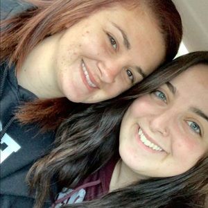 Meet your Posher, Shania